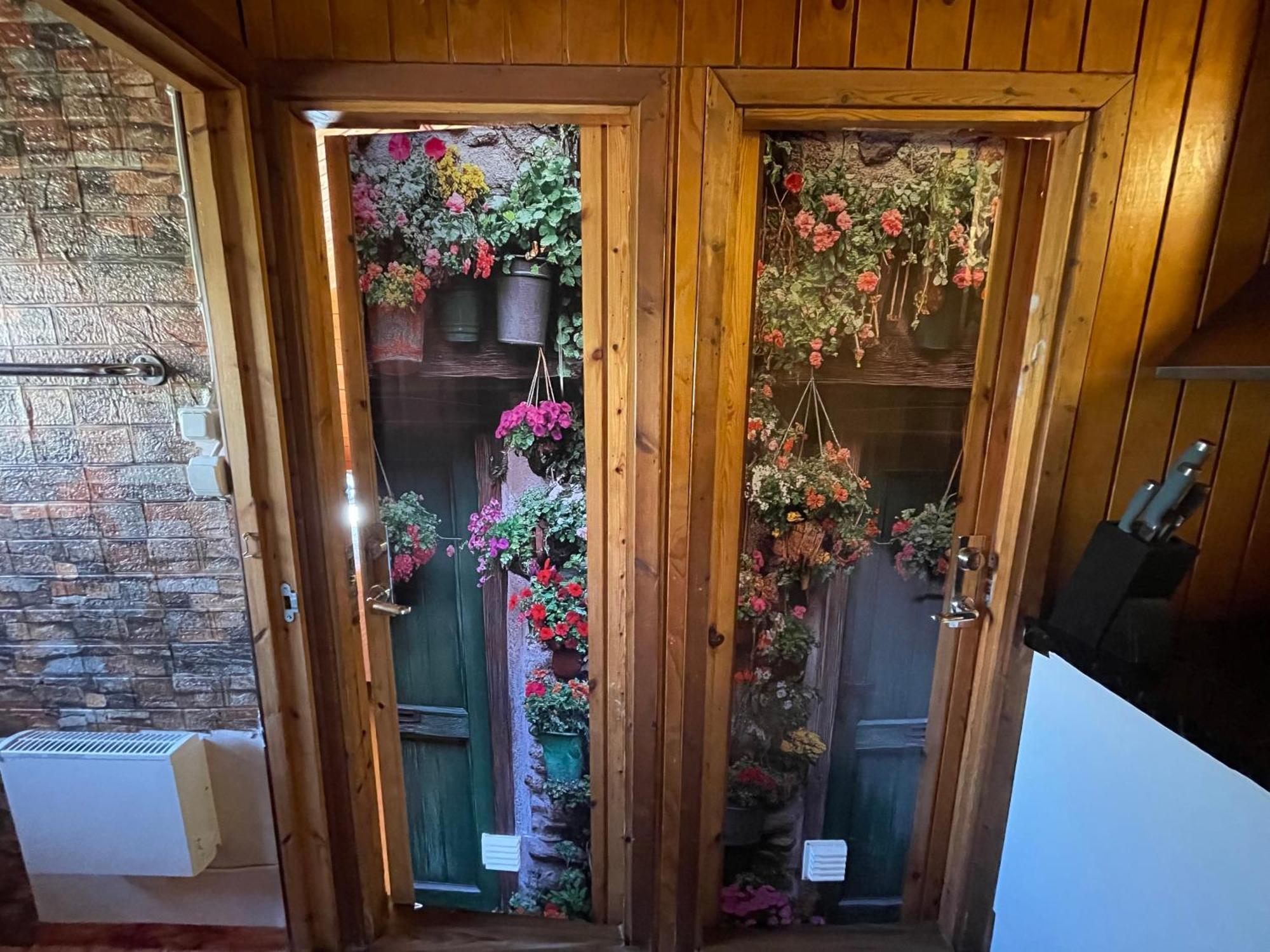 Three Rooms Stuga I Stugby Near National Park Undenäs 外观 照片